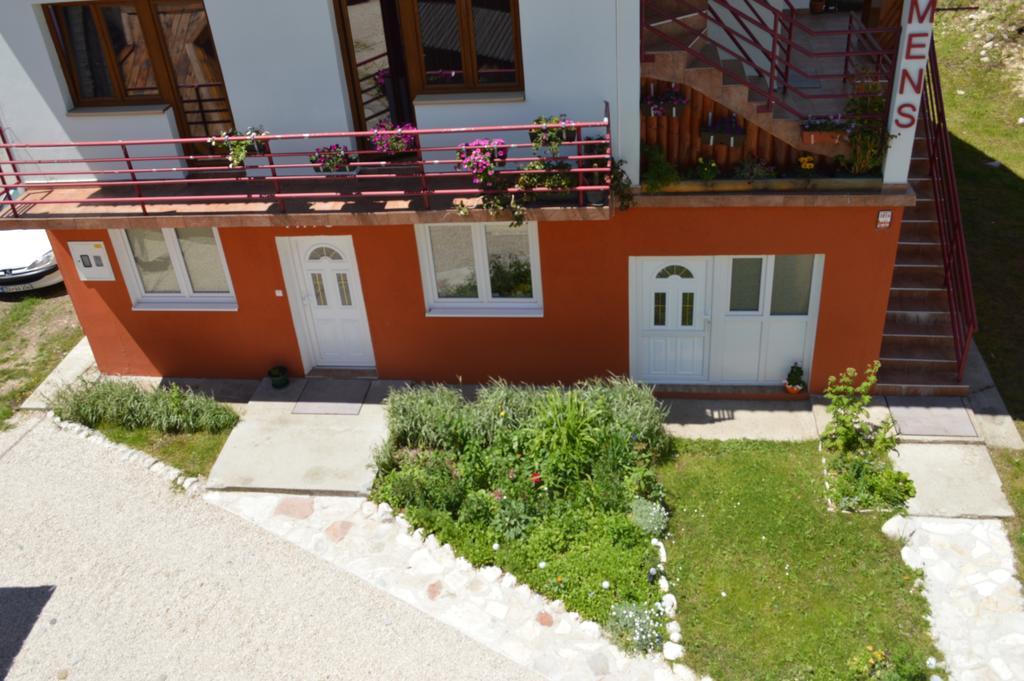 Apartmani Bozana Vojinovic Жабляк Екстер'єр фото